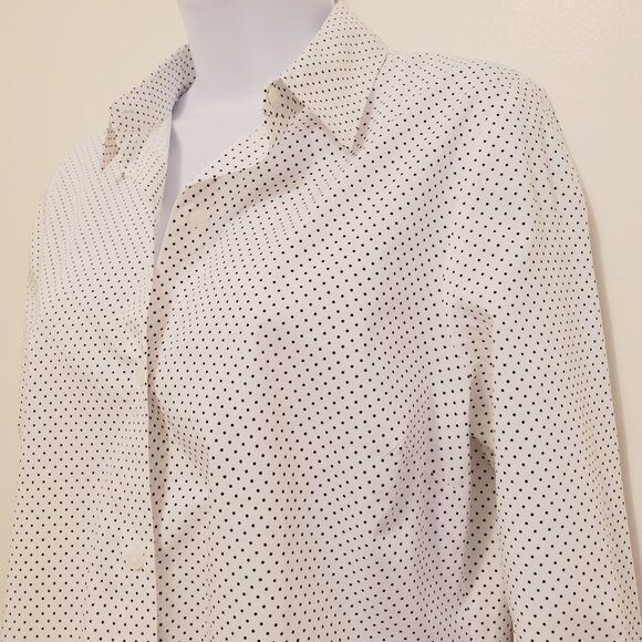 Apt. 9 Essentials White Black Polka Dot Wrinkle-Resistant Button Down Top - 8 - Picture 4 of 14